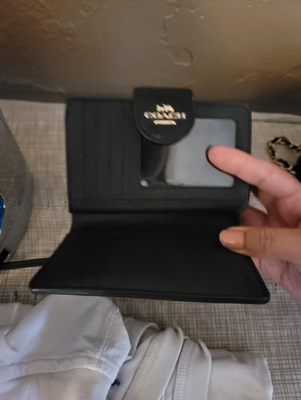 Coach Black Wallet - Picture 2 of 7